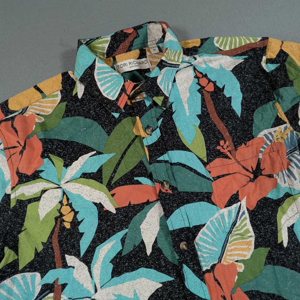 Tori Richard Button Up Shirt Mens Medium Tropical Palm Hibiscus Aloha